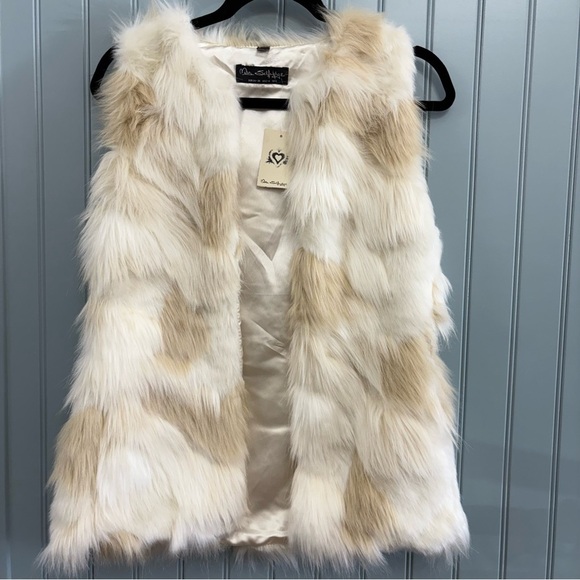 Miss Selfridge Jackets & Blazers - Miss Selfridge Cream and Tan Faux Fur Vest Size 2-4